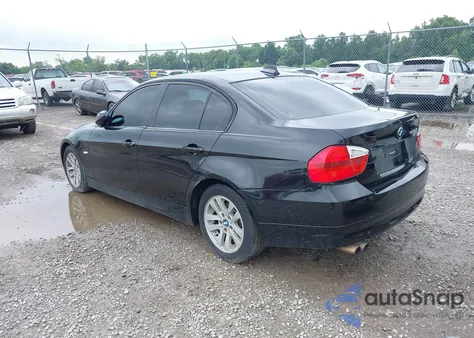 2007 BMW 328Xi z USA, uszkodzony, nr VIN WBAVC93587KX54462